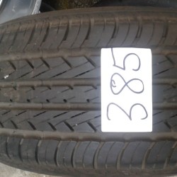 385