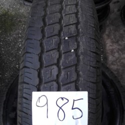 985